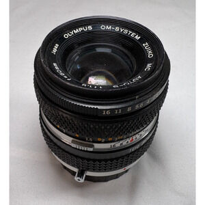 Olympus OM-System Zuiko MC Auto-S 50mm F/1.8 Peone Lens Japan Prime